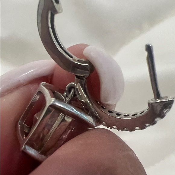 Anna Zuckerman -Argyle Pink Diamond Crystalline Earrings - Picture 7 of 15